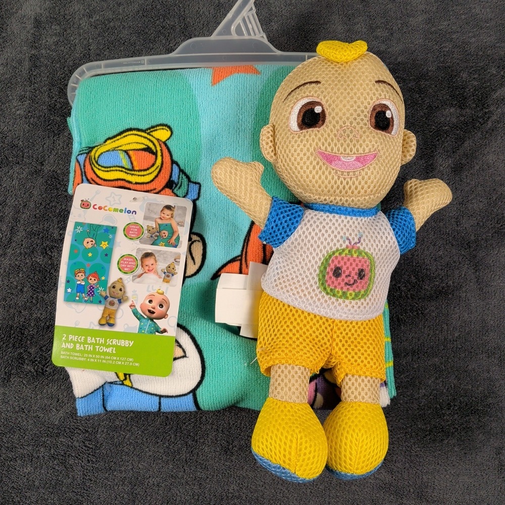 Cocomelon 2 piece Towel (25"x50" and Scrubby Set (11"x4")